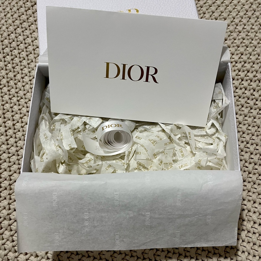 Dior Beauty Gift Box - Picture 2 of 3